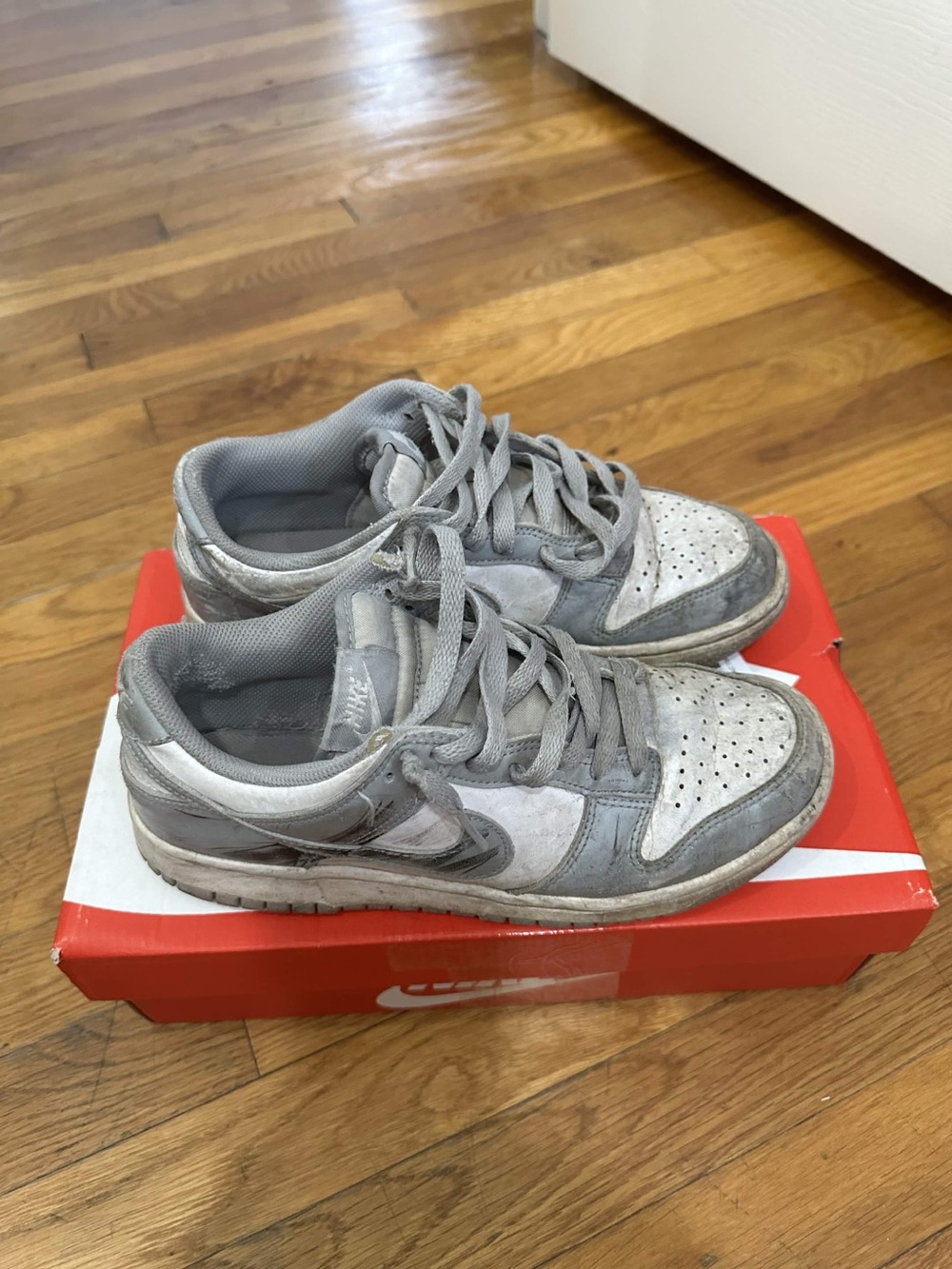 *Used* Nike Dunk Low Men Grey White (HF5441-105) Size 7.5